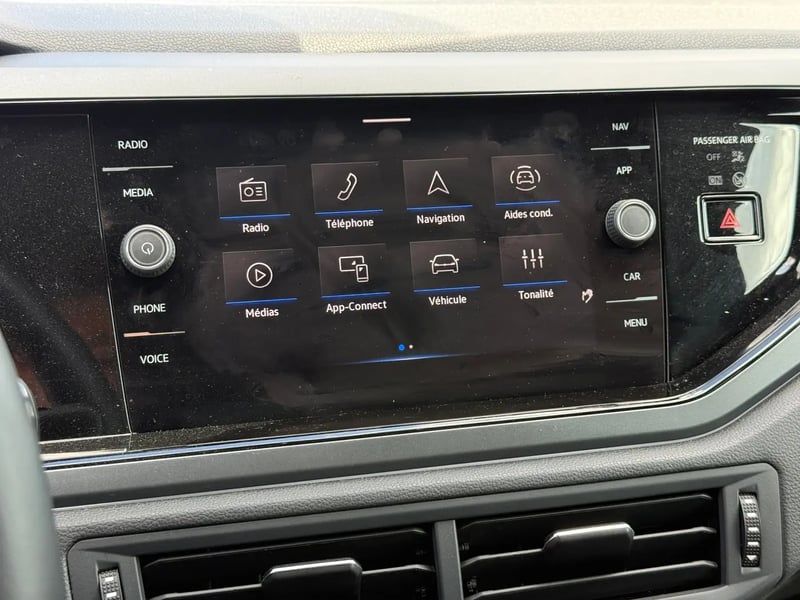 Photo de la voiture VOLKSWAGEN TAIGO 1.0 TSI 116 DSG7 R-Line