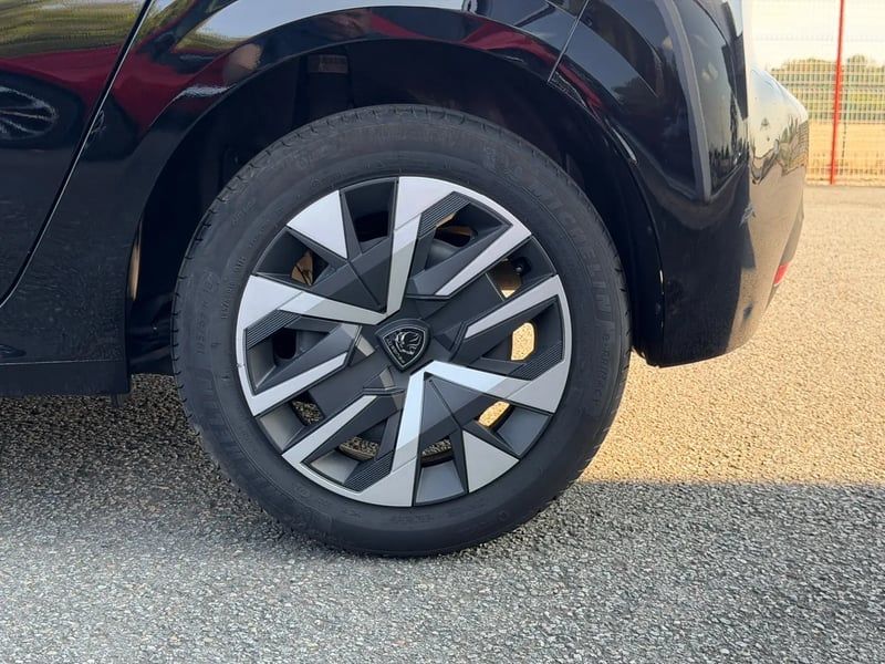 Photo de la voiture PEUGEOT 208 100 S&S BVM6 Style