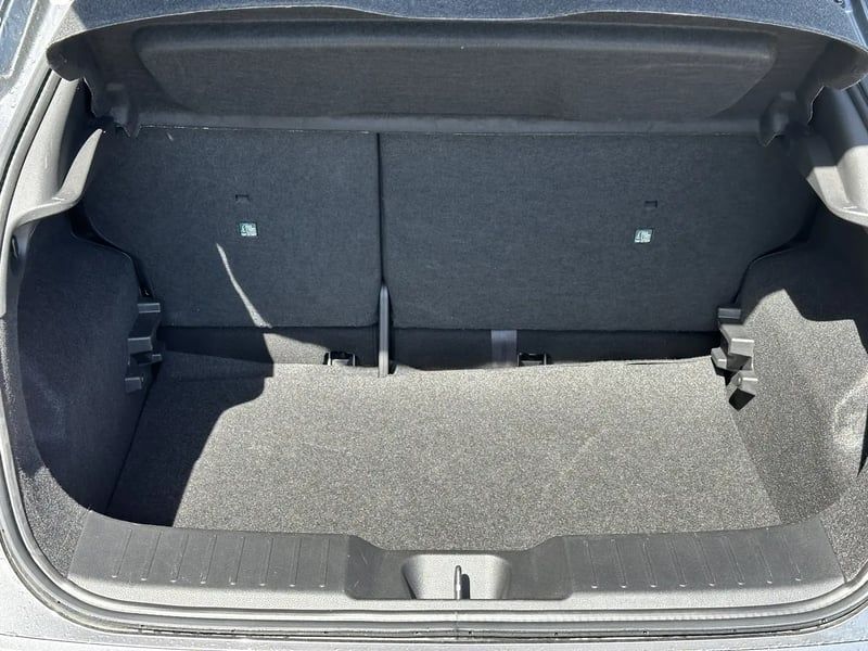 Photo de la voiture NISSAN JUKE 2023.5 DIG-T 114 DCT7 Acenta