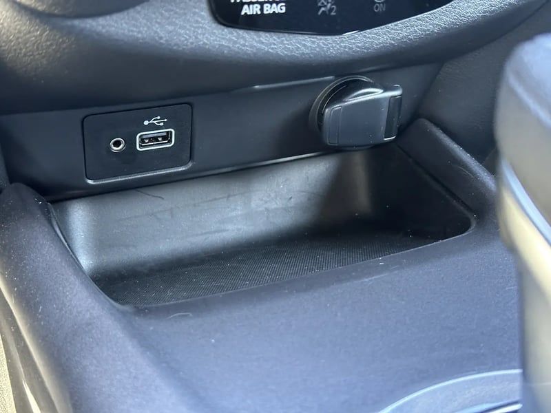 Photo de la voiture NISSAN JUKE 2023.5 DIG-T 114 DCT7 Acenta