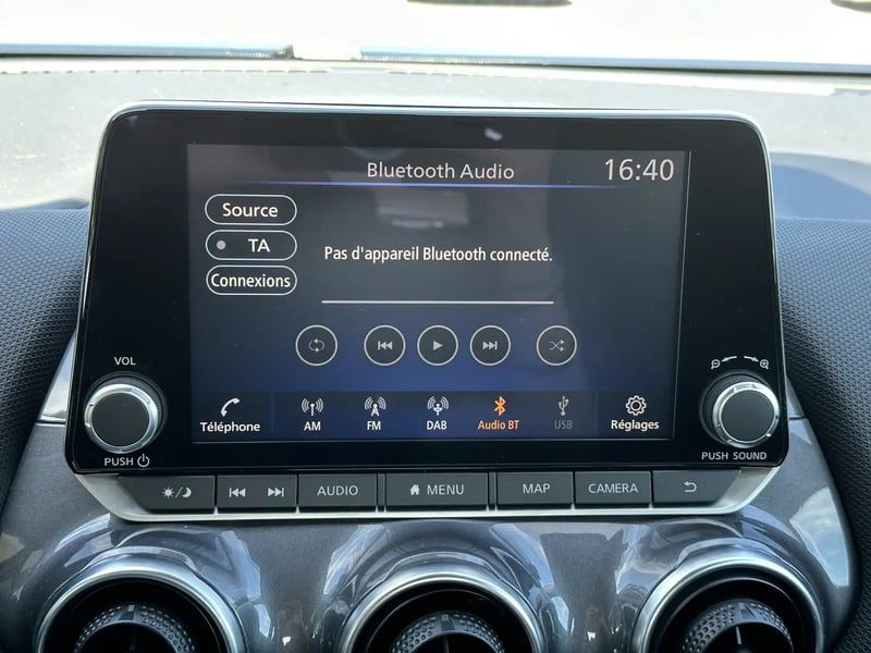 Photo de la voiture NISSAN JUKE 2023.5 DIG-T 114 DCT7 Acenta