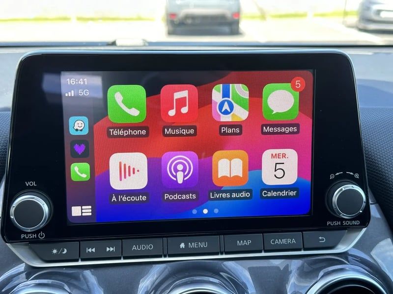 Photo de la voiture NISSAN JUKE 2023.5 DIG-T 114 DCT7 Acenta