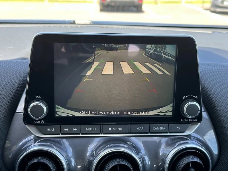 Photo de la voiture NISSAN JUKE 2023.5 DIG-T 114 DCT7 Acenta