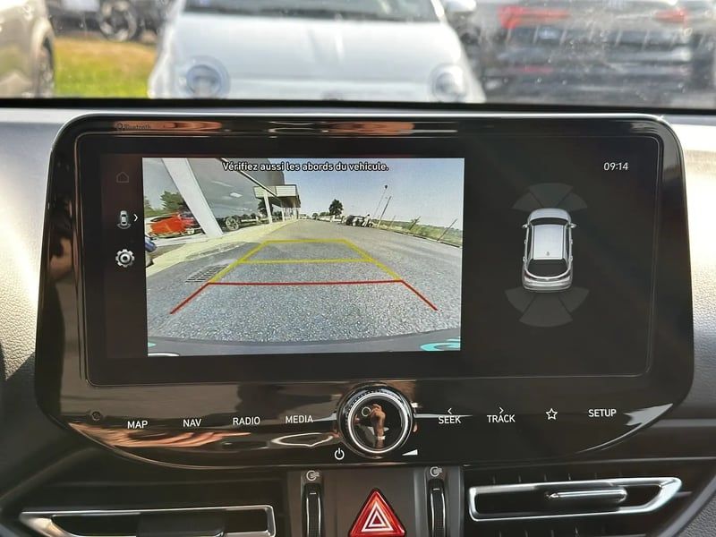 Photo de la voiture HYUNDAI i30 1.0 T-GDi 120 DCT-7 Hybrid 48V Creative