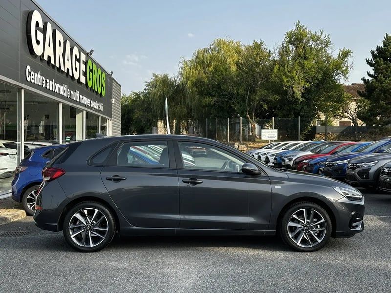 Photo de la voiture HYUNDAI i30 1.0 T-GDi 120 DCT-7 Hybrid 48V Creative