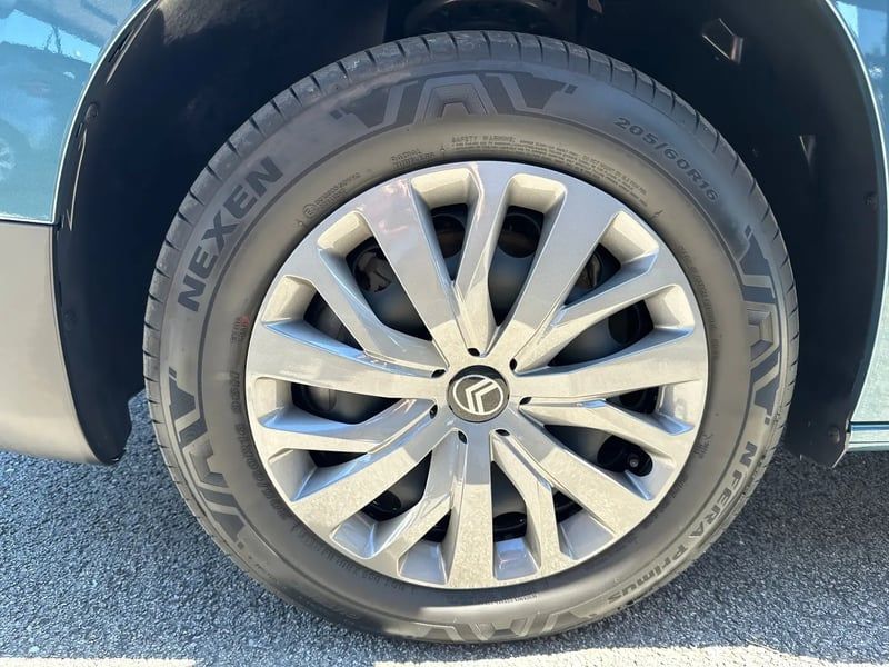 Photo de la voiture CITROEN E-BERLINGO Taille M 136 ch 54 kWh Plus
