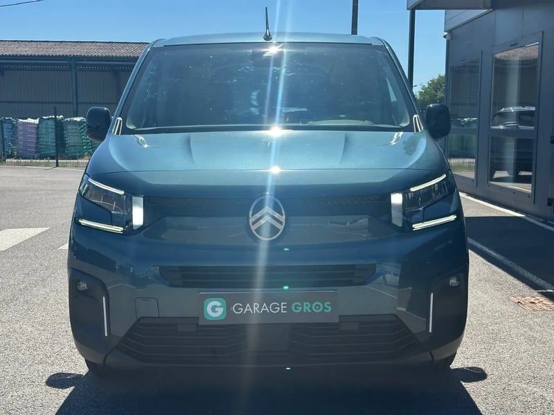 Photo de la voiture CITROEN E-BERLINGO Taille M 136 ch 54 kWh Plus