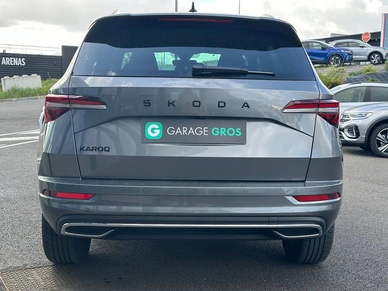 Photo de la voiture SKODA KAROQ 2.0 TDI 150 ch SCR DSG7 Sportline