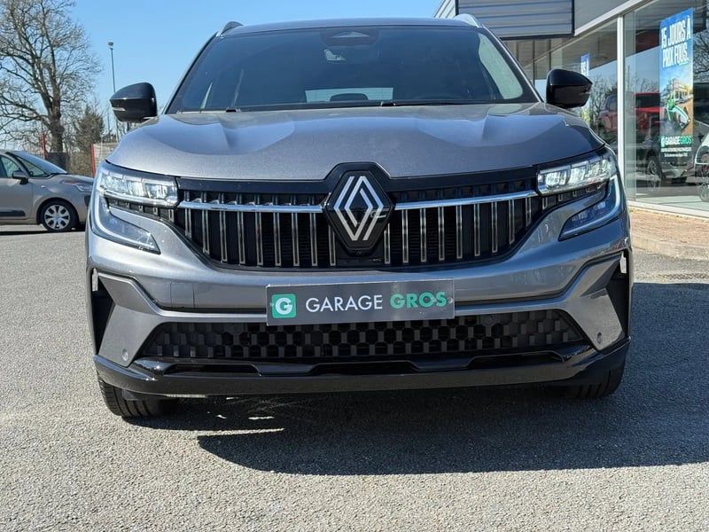 Photo de la voiture RENAULT ESPACE VI E-Tech hybrid 200 Techno