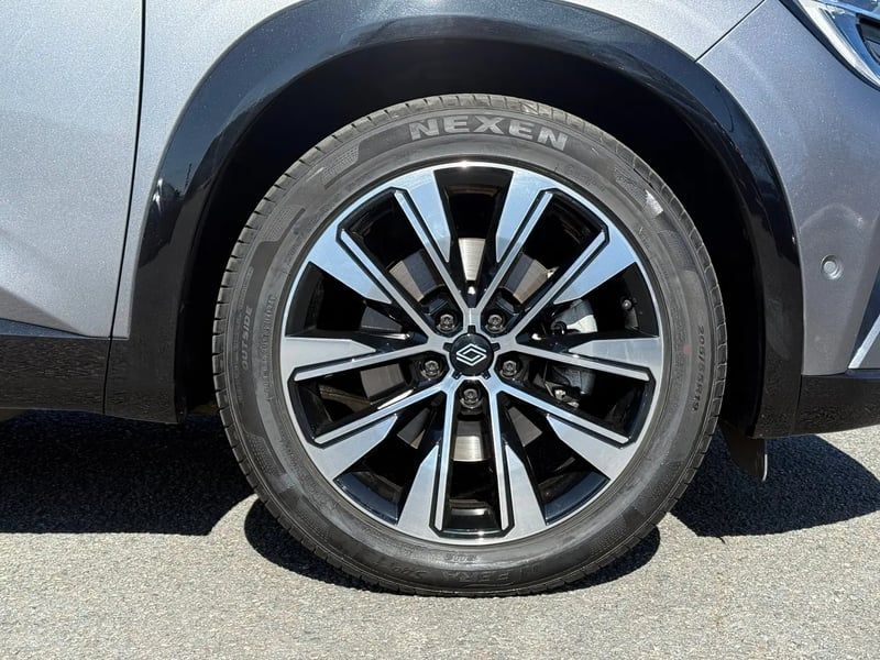 Photo de la voiture RENAULT ESPACE VI E-Tech hybrid 200 Techno