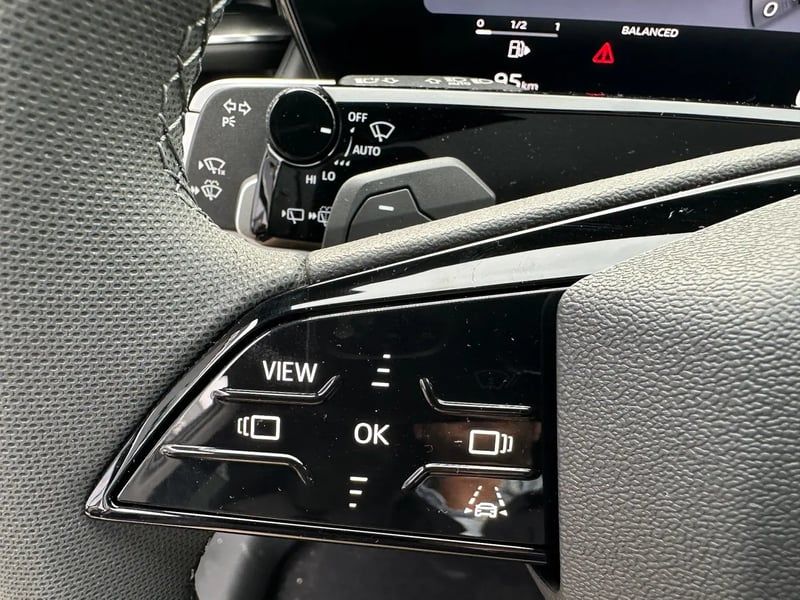 Photo de la voiture AUDI Q3 DIESEL TDI 150 ch S tronic 7 S line