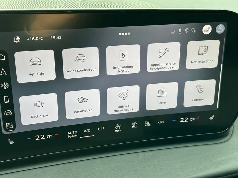 Photo de la voiture AUDI Q3 DIESEL TDI 150 ch S tronic 7 S line
