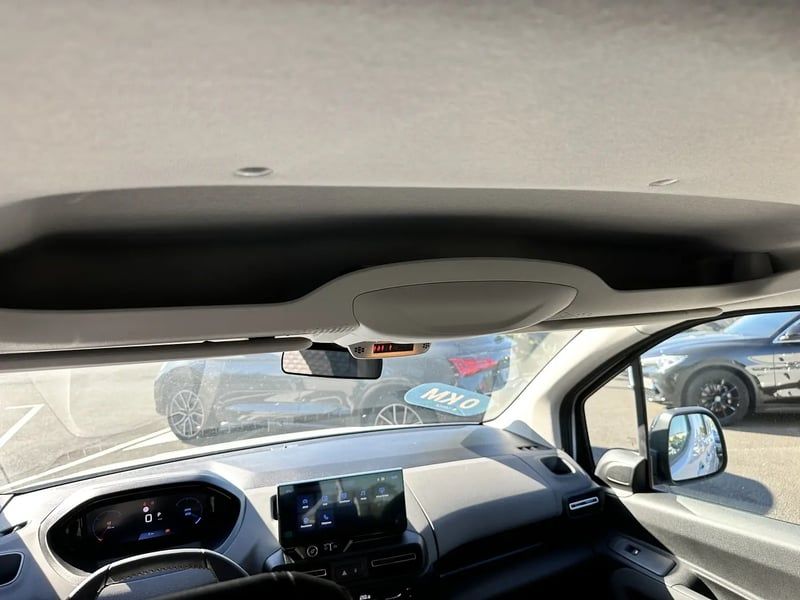 Photo de la voiture PEUGEOT RIFTER Rifter Taille M - 1.5 BlueHDi 130ch S&S GT EAT8 5 places