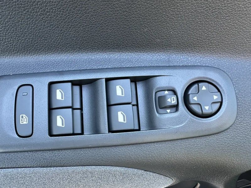 Photo de la voiture PEUGEOT RIFTER Rifter Taille M - 1.5 BlueHDi 130ch S&S GT EAT8 5 places