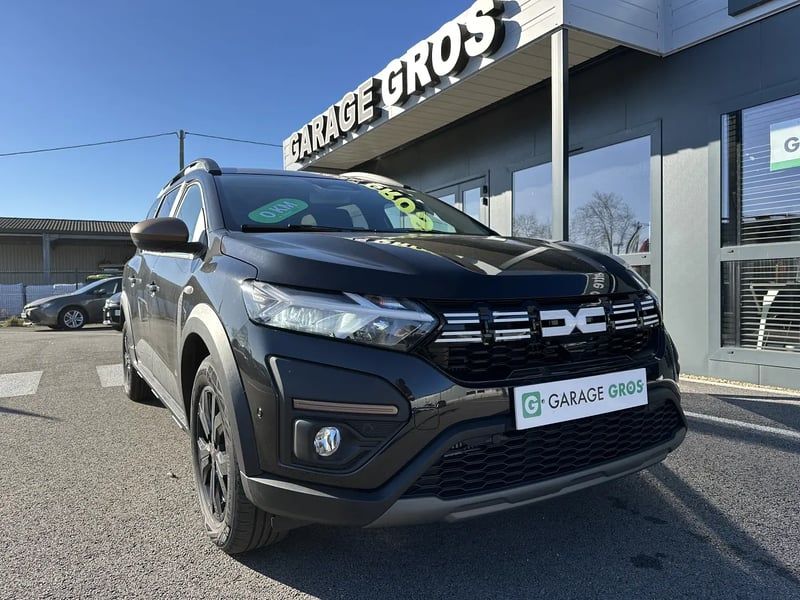 Photo de la voiture DACIA JOGGER TCe 110 7 places GSR2 Extreme