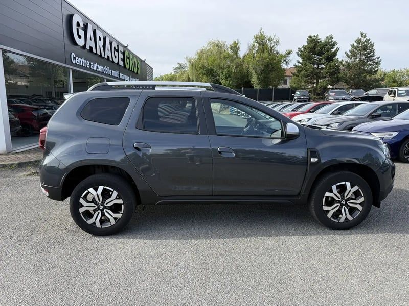 Photo de la voiture DACIA DUSTER TCe 150 FAP 4x2 EDC Prestige