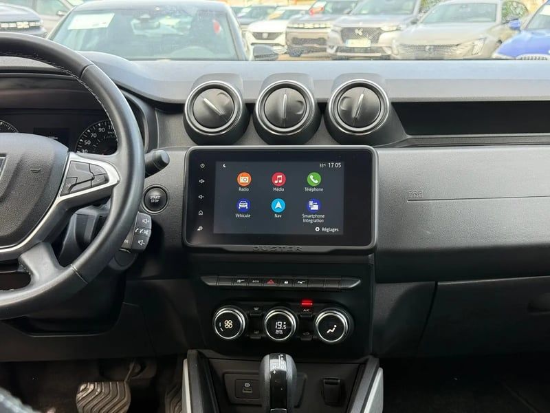 Photo de la voiture DACIA DUSTER TCe 150 FAP 4x2 EDC Prestige
