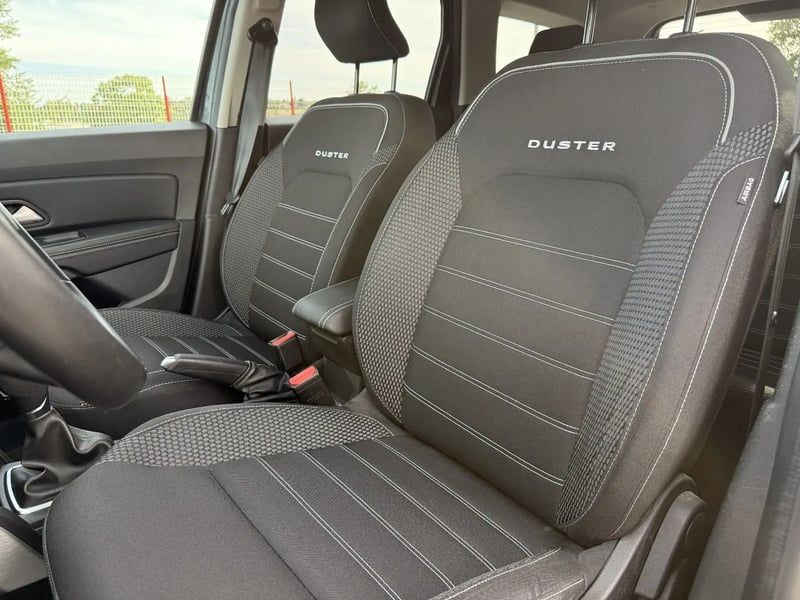 Photo de la voiture DACIA DUSTER TCe 150 FAP 4x2 EDC Prestige