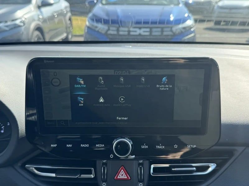 Photo de la voiture HYUNDAI i30 1.0 T-GDi 120 DCT-7 Hybrid 48V Creative