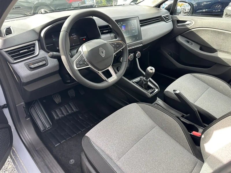 Photo de la voiture RENAULT CLIO V TCe 90 ch GSR2 Evolution