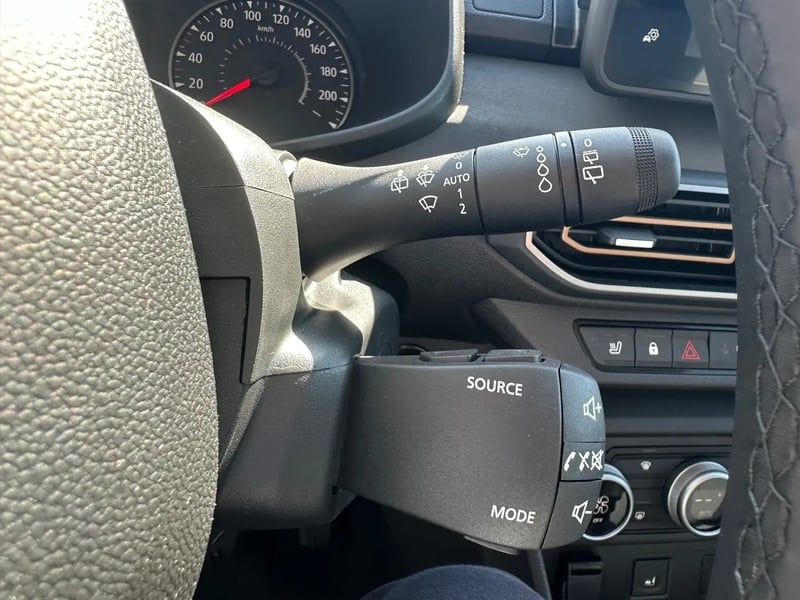 Photo de la voiture DACIA JOGGER ECO-G 100 5 places GSR2 Extreme +