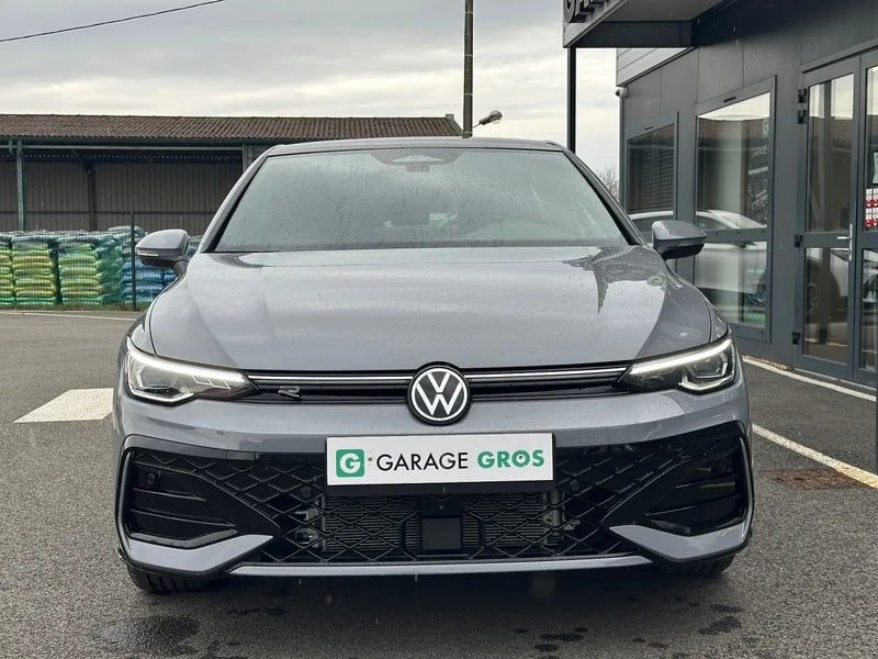 Photo de la voiture VOLKSWAGEN GOLF 2.0 TDI 150 DSG7 R-Line Edition