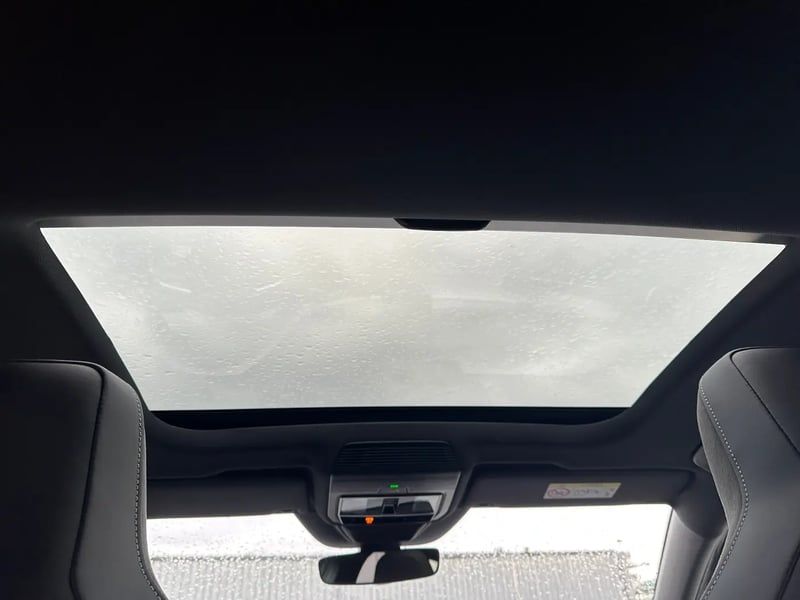 Photo de la voiture VOLKSWAGEN GOLF 2.0 TDI 150 DSG7 R-Line Edition