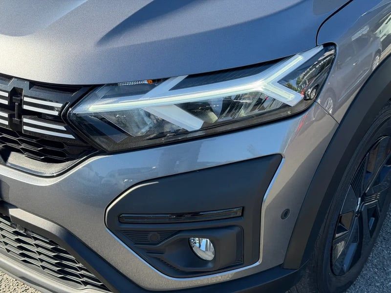 Photo de la voiture DACIA JOGGER ECO-G 100 7 places GSR2 Expression