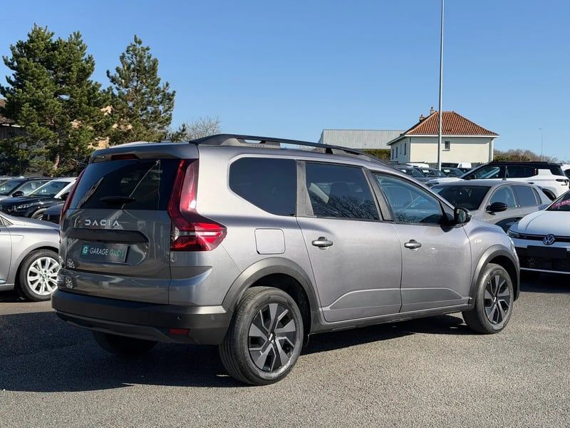 Photo de la voiture DACIA JOGGER ECO-G 100 7 places GSR2 Expression