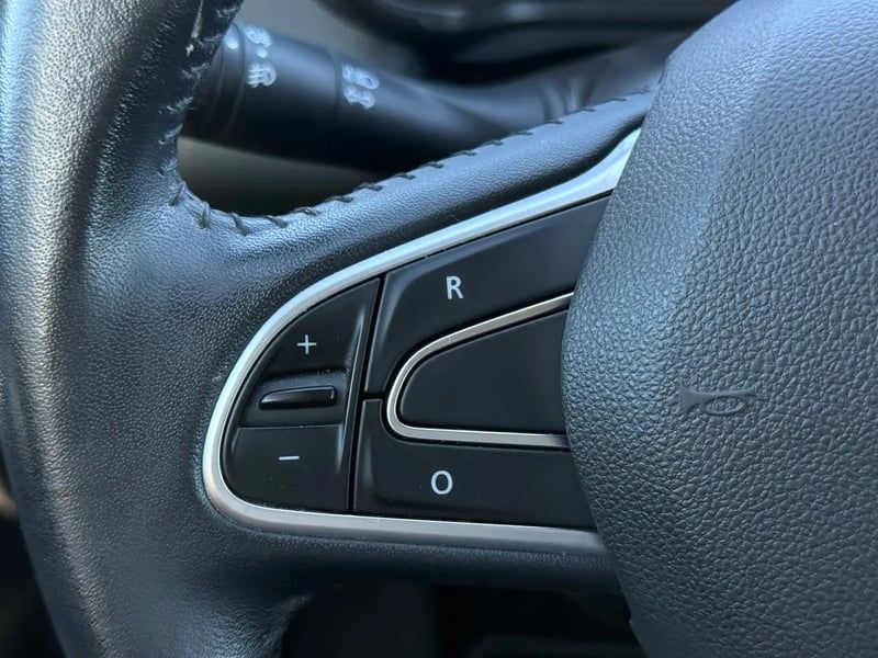 Photo de la voiture RENAULT KADJAR TCe 130 Energy Graphite EDC