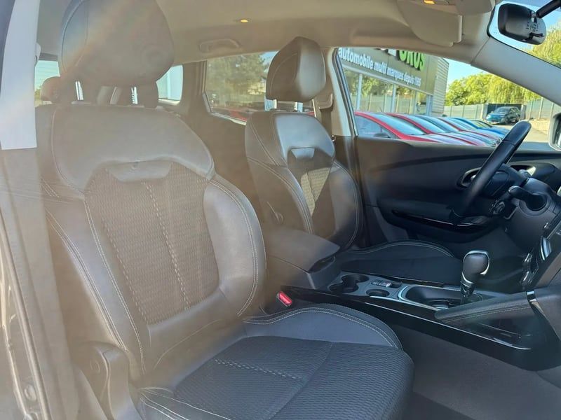 Photo de la voiture RENAULT KADJAR TCe 130 Energy Graphite EDC