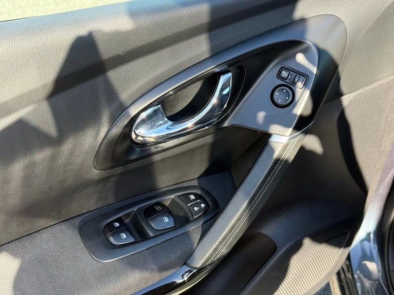 Photo de la voiture RENAULT KADJAR TCe 130 Energy Graphite EDC