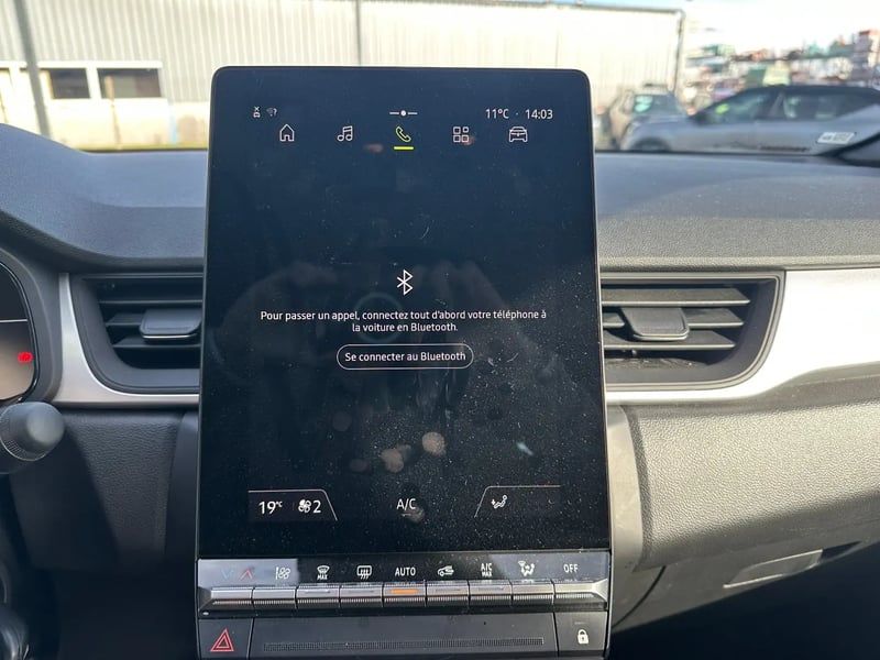 Photo de la voiture RENAULT CAPTUR TCe 90 ch Evolution