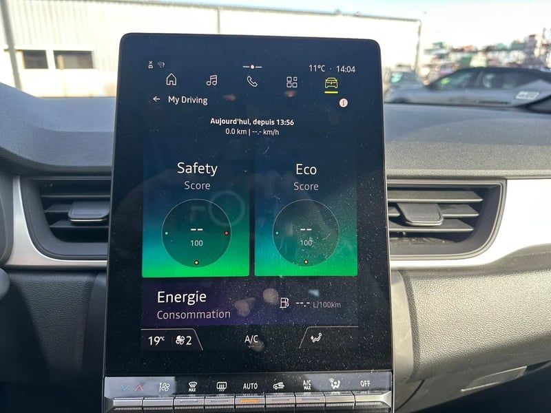 Photo de la voiture RENAULT CAPTUR TCe 90 ch Evolution