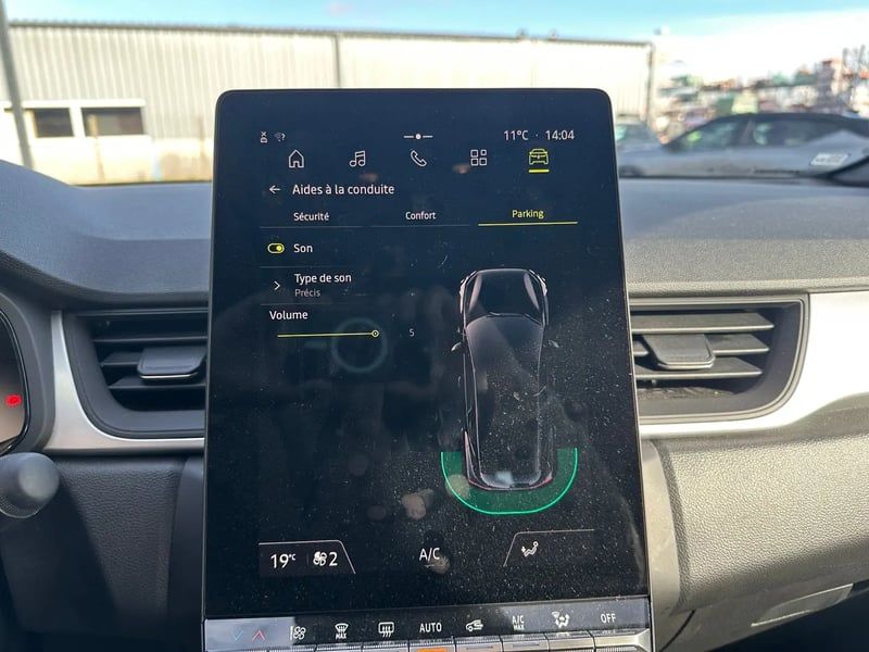 Photo de la voiture RENAULT CAPTUR TCe 90 ch Evolution