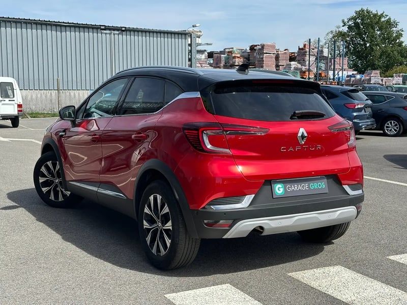 Photo de la voiture RENAULT CAPTUR TCe 90 Techno