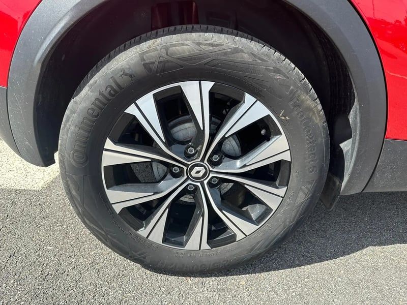 Photo de la voiture RENAULT CAPTUR TCe 90 Techno