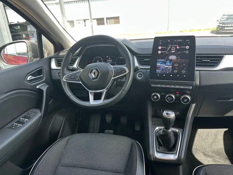 Photo de la voiture RENAULT CAPTUR TCe 90 Techno