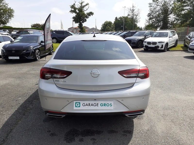 Photo de la voiture OPEL INSIGNIA GRAND SPORT 2.0 Diesel 174 ch BVM6 Elegance