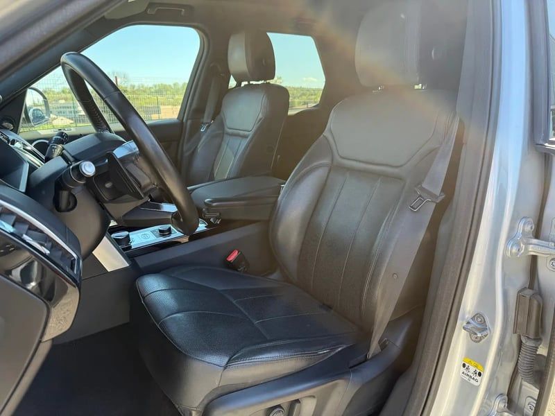 Photo de la voiture LAND ROVER DISCOVERY Mark I Sd4 2.0 240 ch SE