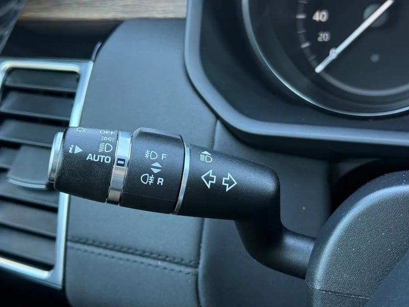 Photo de la voiture LAND ROVER DISCOVERY Mark I Sd4 2.0 240 ch SE