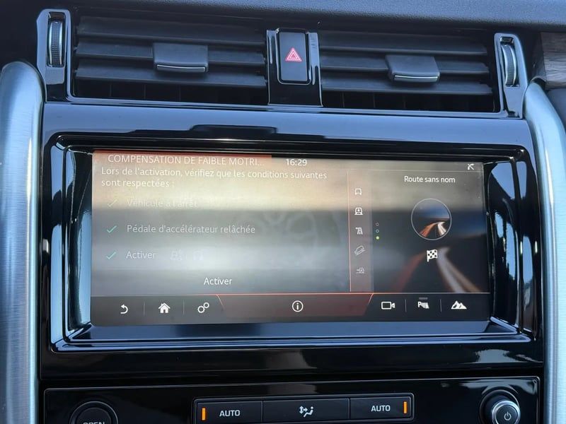 Photo de la voiture LAND ROVER DISCOVERY Mark I Sd4 2.0 240 ch SE