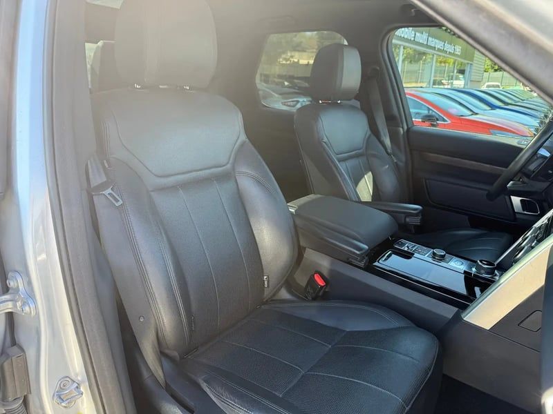 Photo de la voiture LAND ROVER DISCOVERY Mark I Sd4 2.0 240 ch SE