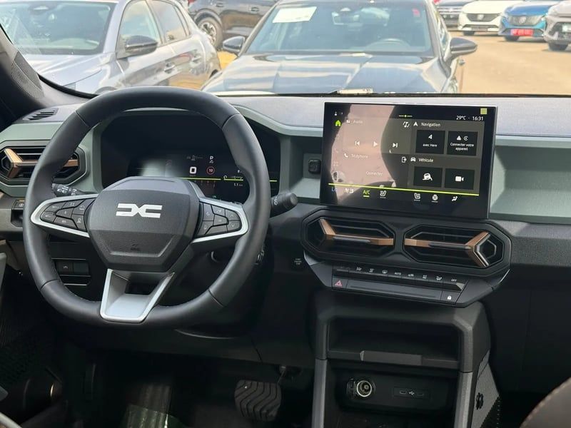 Photo de la voiture DACIA DUSTER ECO-G 120 auto Extreme