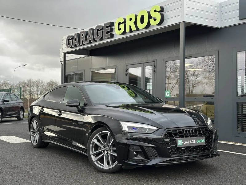 Photo de la voiture AUDI A5 SPORTBACK 35 TDI 163 S tronic 7 S Line