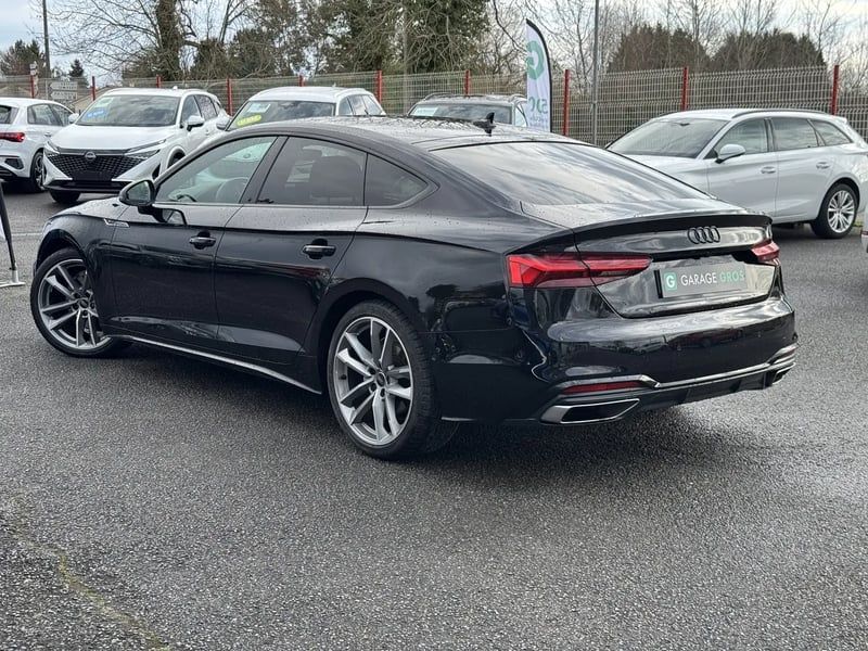 Photo de la voiture AUDI A5 SPORTBACK 35 TDI 163 S tronic 7 S Line