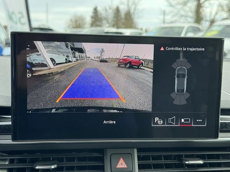 Photo de la voiture AUDI A5 SPORTBACK 35 TDI 163 S tronic 7 S Line