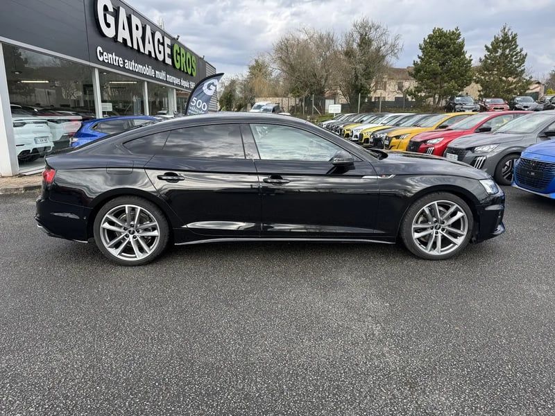 Photo de la voiture AUDI A5 SPORTBACK 35 TDI 163 S tronic 7 S Line