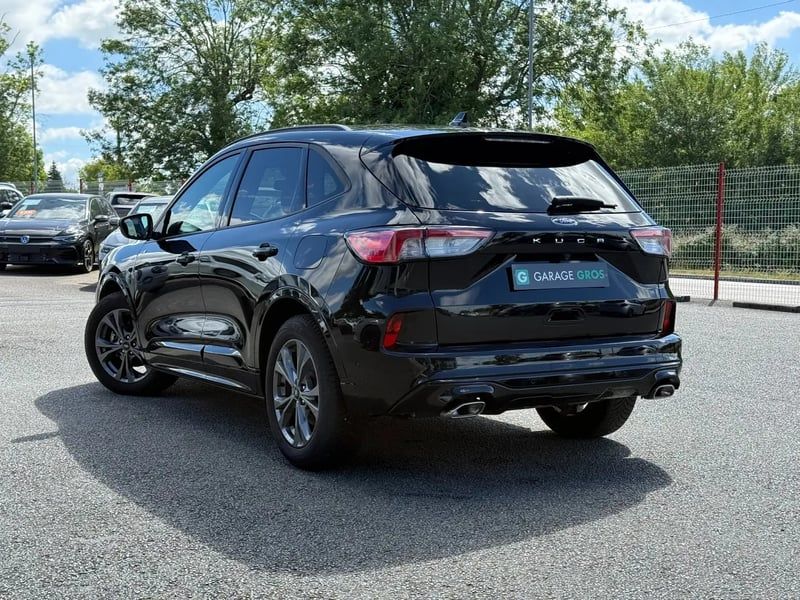 Photo de la voiture FORD KUGA 2.0 TDCi 120 S&S 4x2 Powershift ST-Line