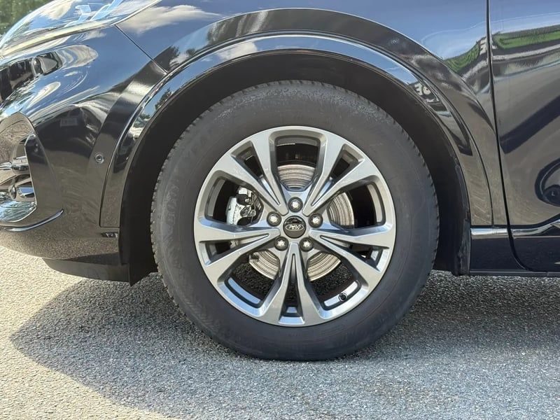 Photo de la voiture FORD KUGA 2.0 TDCi 120 S&S 4x2 Powershift ST-Line